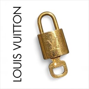 Louis Vuitton Lock and Key Set  #320